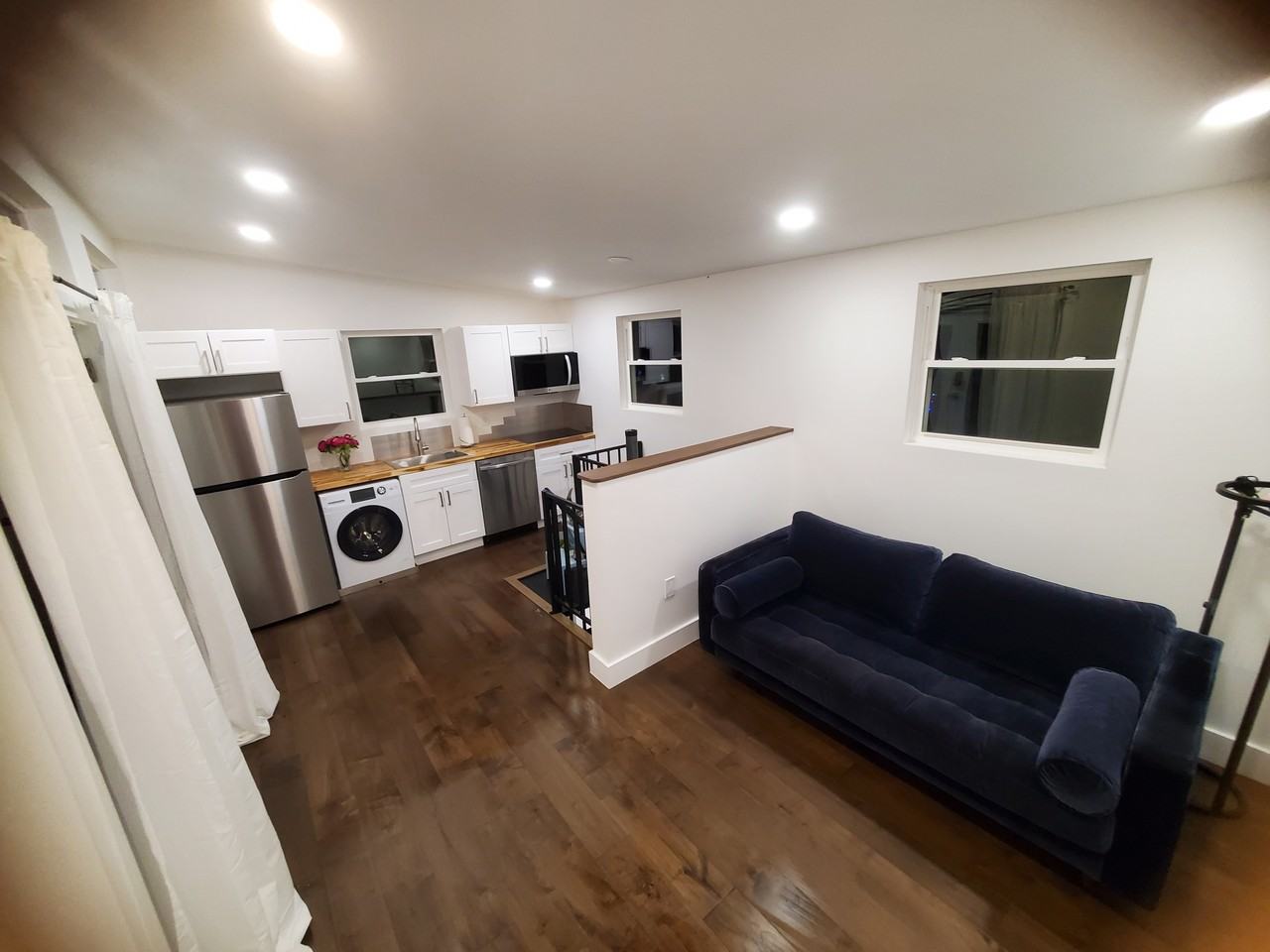 4300 10th St Ne #2 - Photo 4 of 24