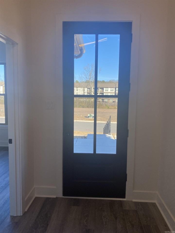 123 Edgewood Cir - Photo 2 of 17