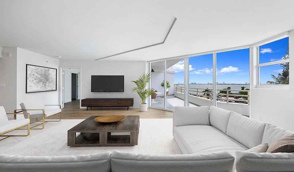 The Hamilton Apartments - Photo 4 of 50