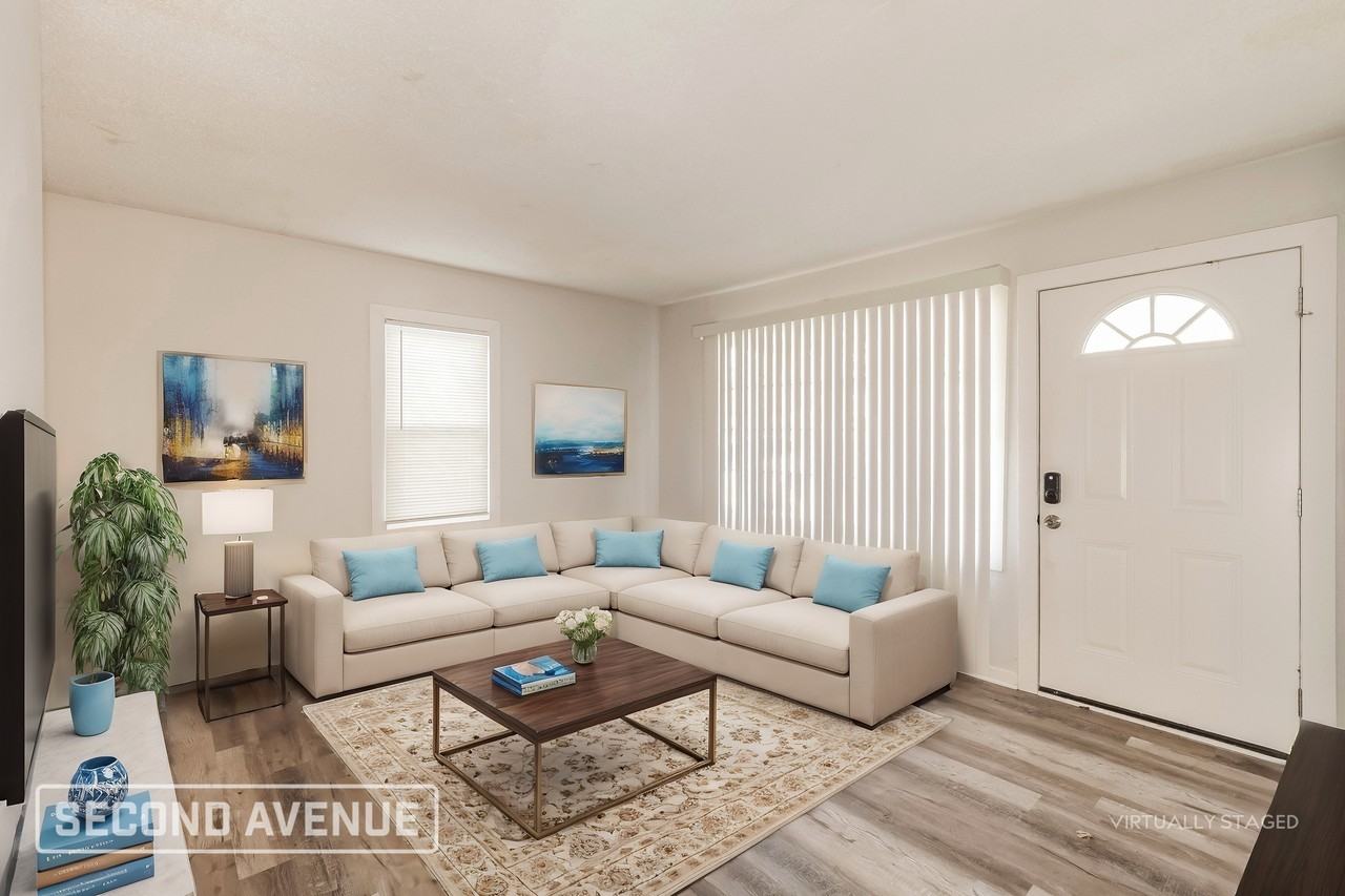 5622 Indiana Ave - Photo 2 of 26