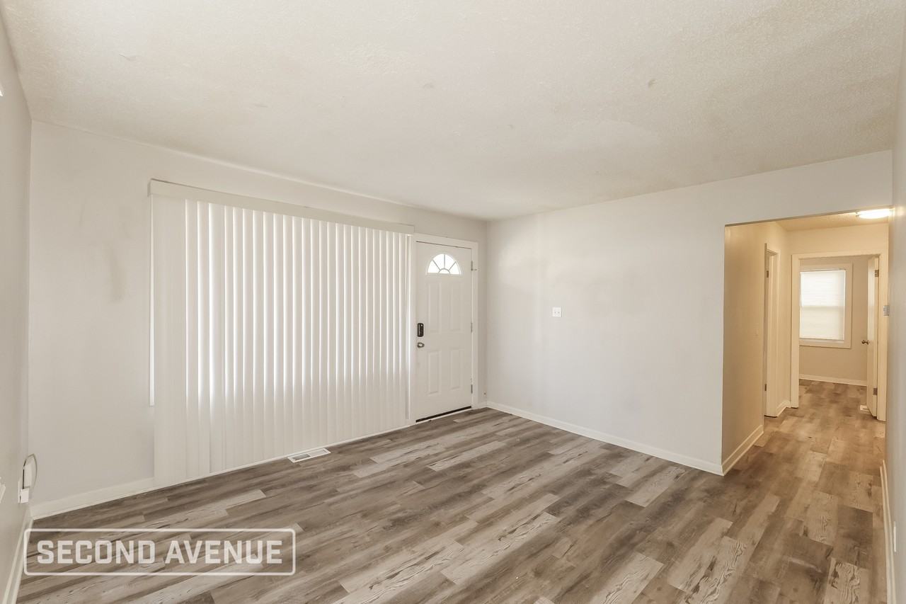 5622 Indiana Ave - Photo 5 of 26