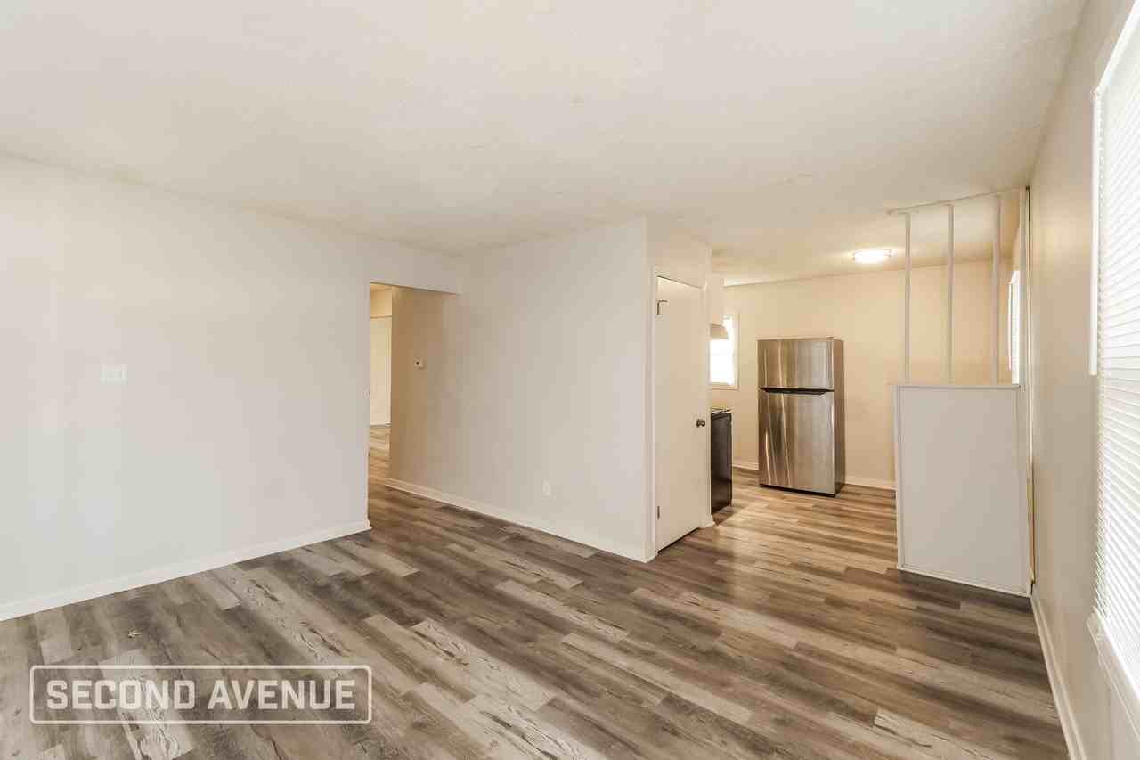 5622 Indiana Ave - Photo 6 of 26