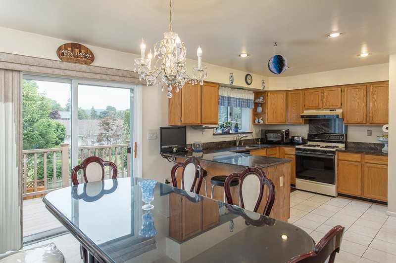 17 Dayton Rd - Photo 2 of 21