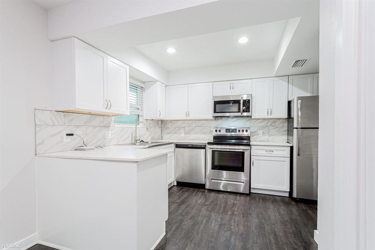 Redbud Bungalows - Photo 2 of 16