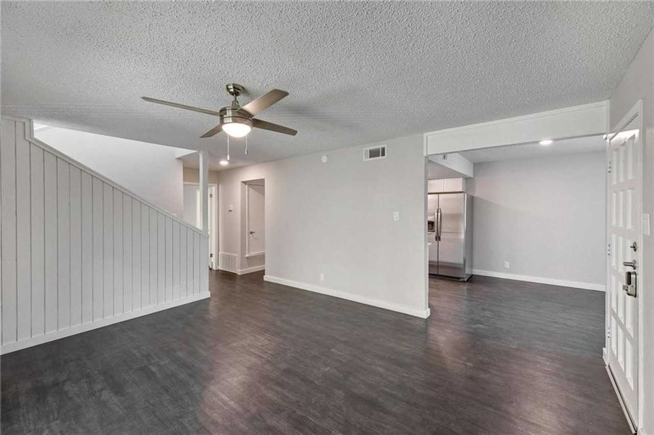 Redbud Bungalows - Photo 7 of 16