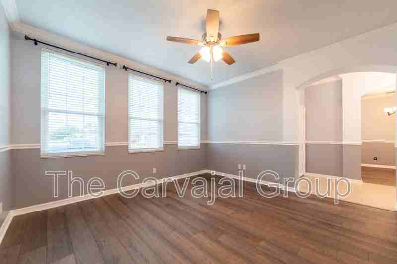 13726 Old Dock Rd - Photo 6 of 50