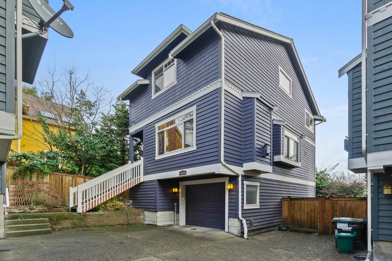 524 25th Ave S - Photo 2 of 23