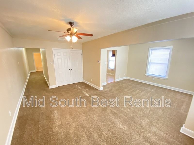 3194 Hardin Ave - Photo 2 of 8