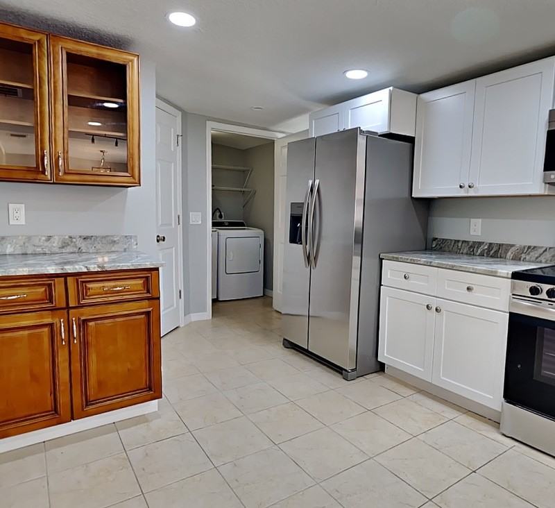 4402 W Sevilla St - Photo 6 of 26