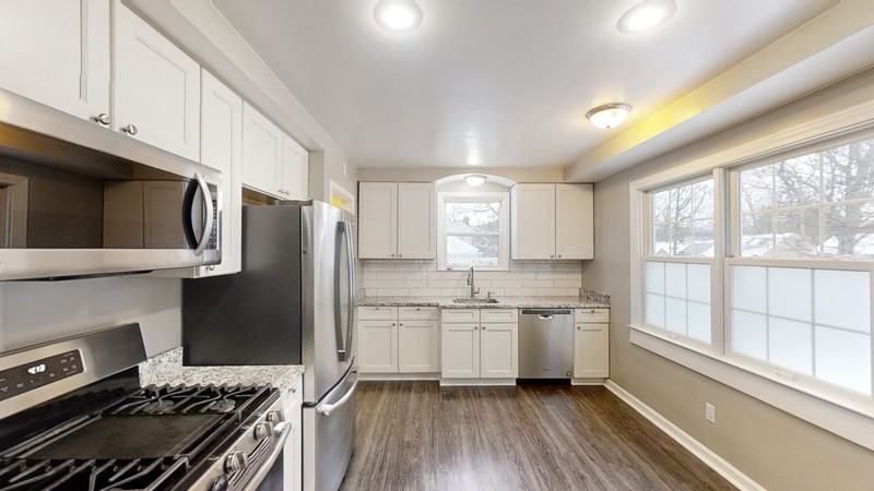 1123 Birk Ave - Photo 7 of 15