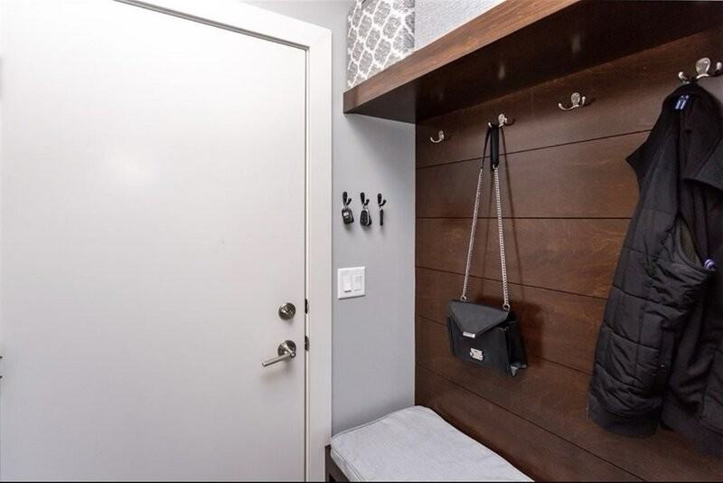 580 Ne Bowman Dr - Photo 2 of 27