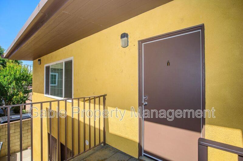 5517 Colfax Ave #5523-1 - Photo 3 of 15