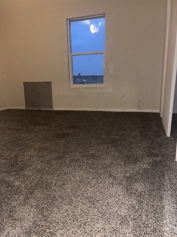 1838 J Ave Ne - Photo 3 of 10