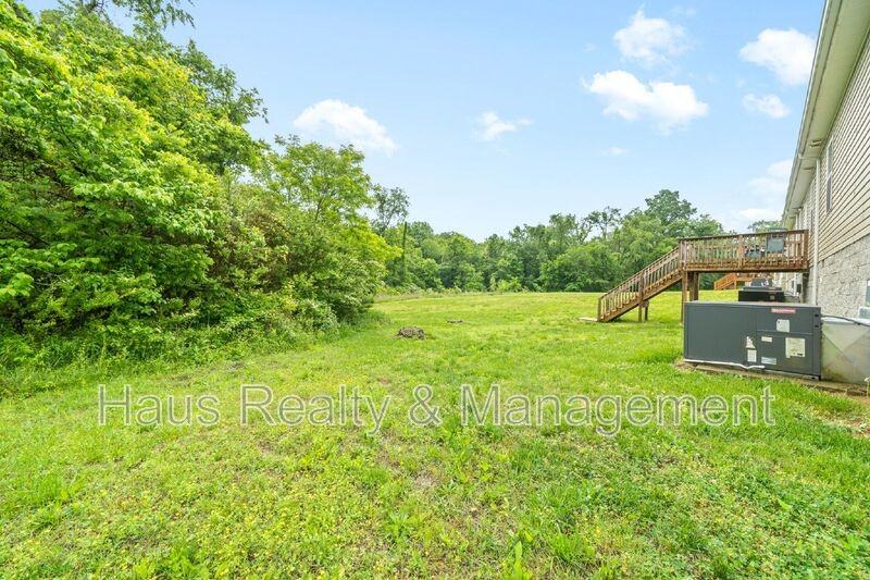 1709 Evans Rd #B - Photo 4 of 50