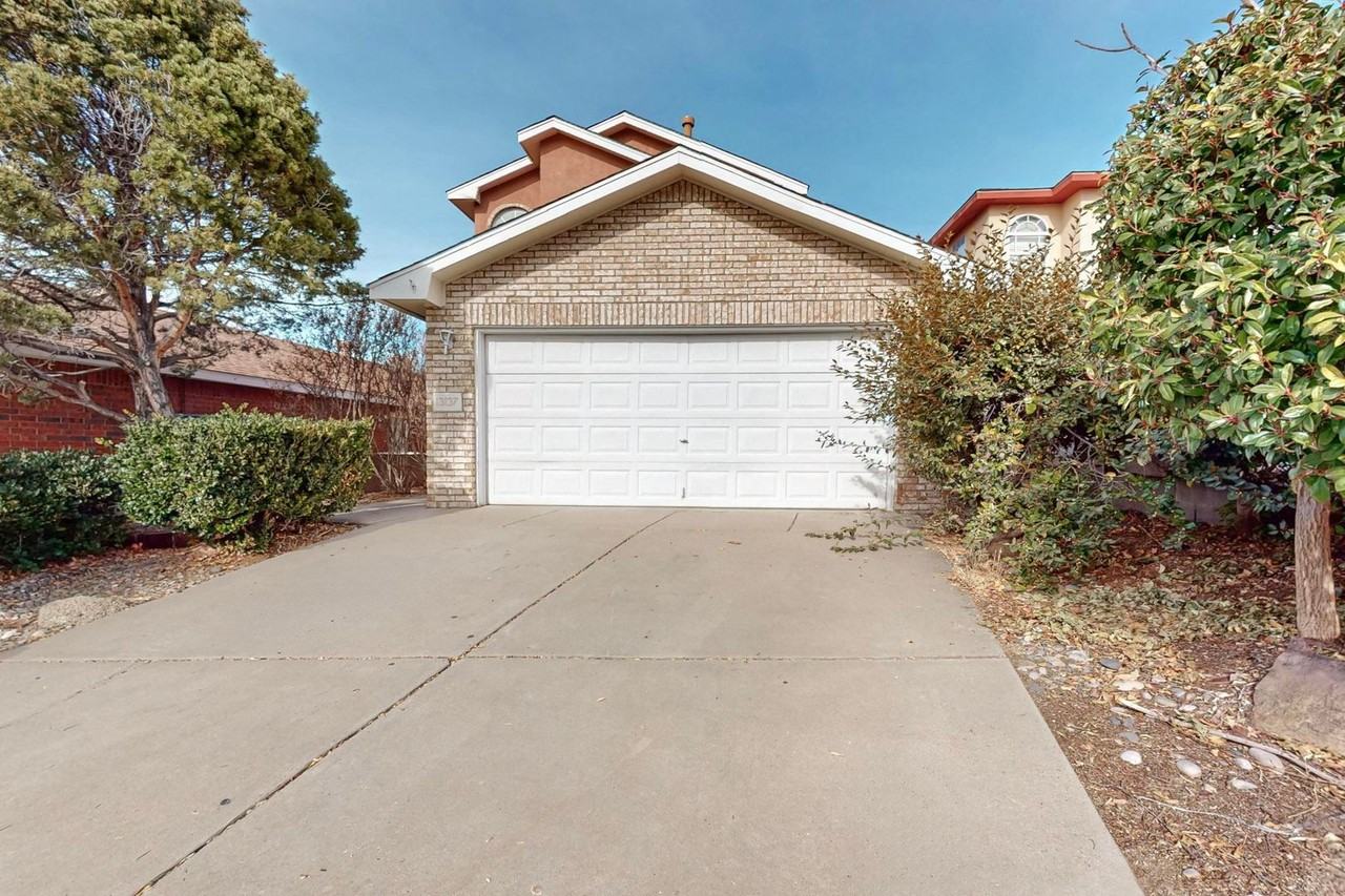 13137 Argon Ave Ne - Photo 3 of 50