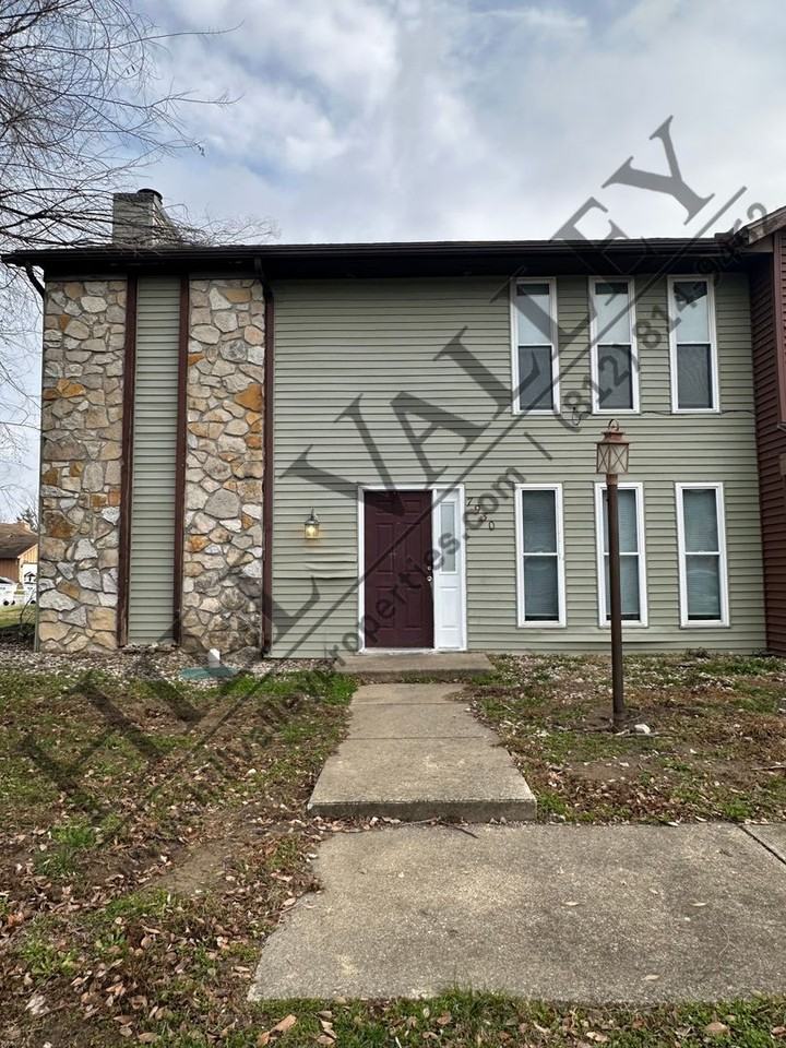 7930 S Sweetleaf St - Photo 2 of 18