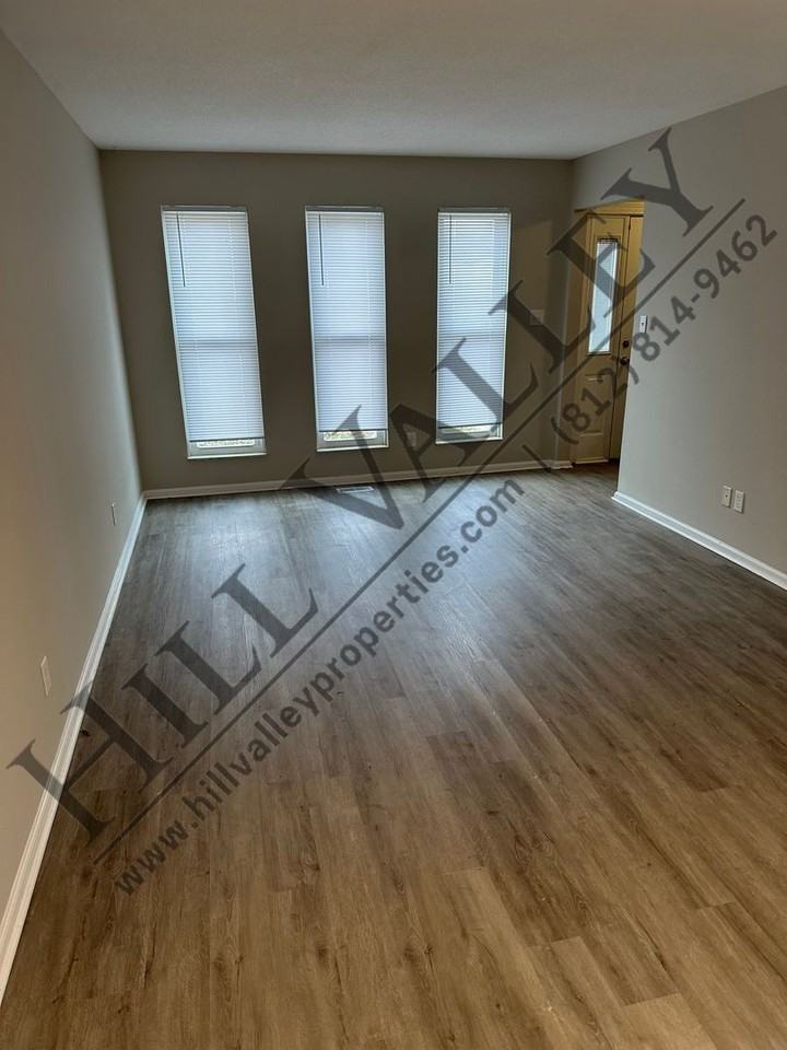 7930 S Sweetleaf St - Photo 3 of 18