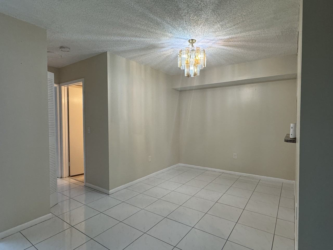 11780 Southwest 18th Street - Photo 2 of 24