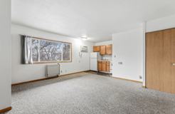 Zeisler St Apartments - Photo 1 of 1