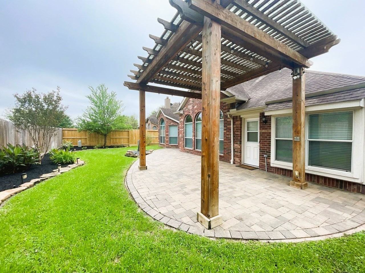 19806 Shavon Springs Dr - Photo 7 of 36