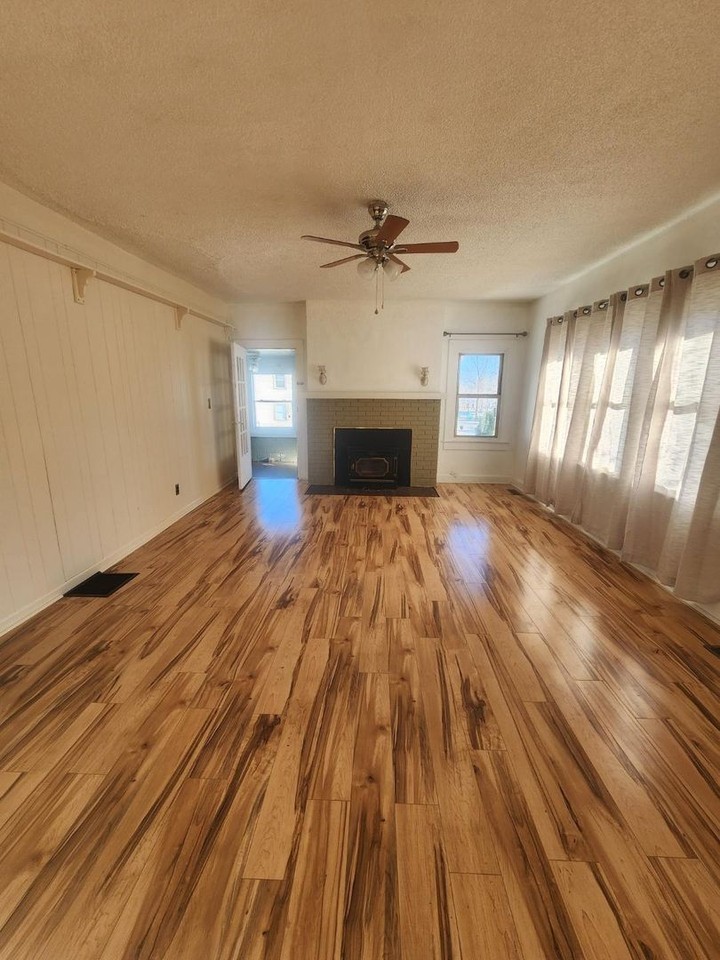 66 E Main St - Photo 4 of 18
