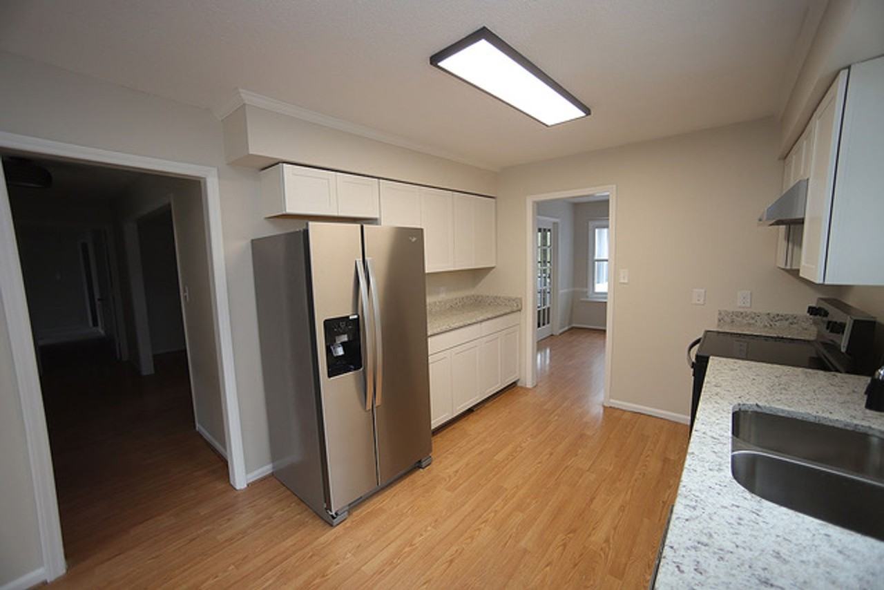 4324 Pickwick Dr - Photo 5 of 17