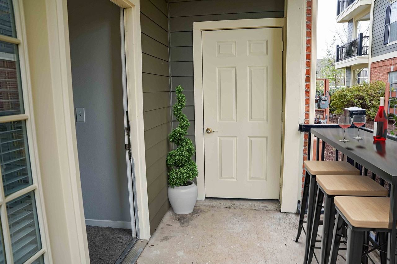 South Bluffs Apartments - Photo 6 of 47