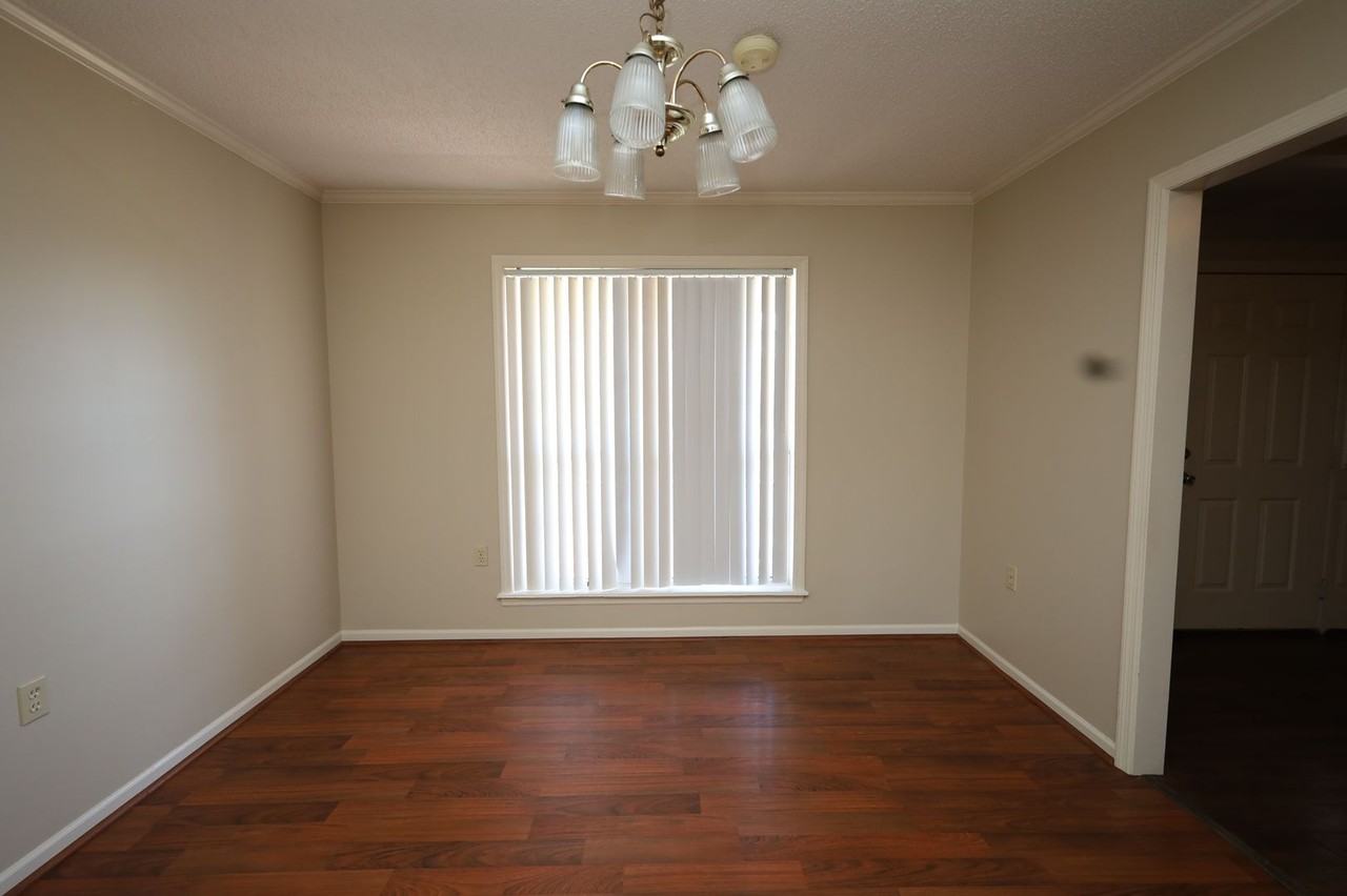 5067 Pearl Davis Rd - Photo 4 of 15