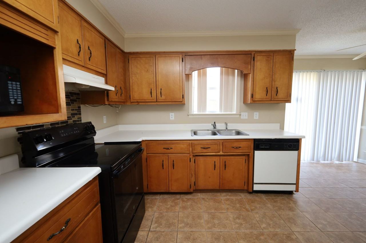 5067 Pearl Davis Rd - Photo 5 of 15