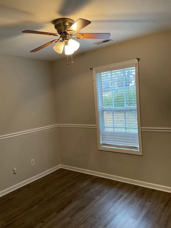 177 Brookstone Dr - Photo 6 of 8