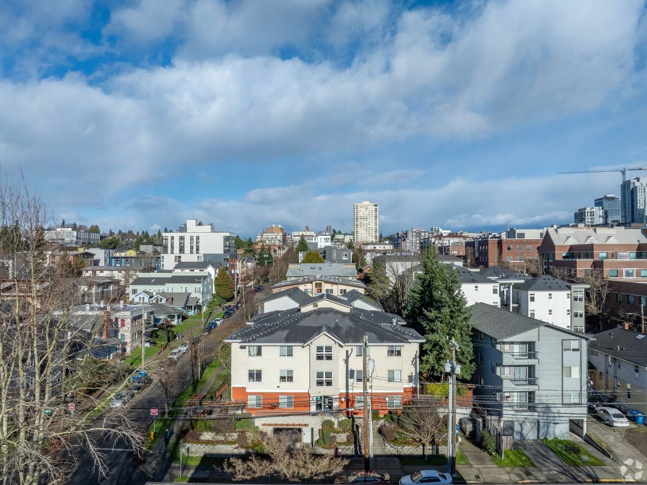 Campus Heights: Leasing Specials! U District Renovated Studios Now Available - Photo 2 of 50