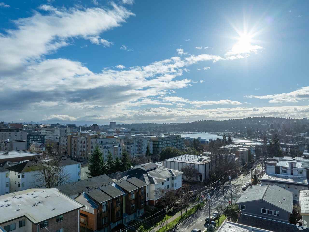 Campus Heights: Leasing Specials! U District Renovated Studios Now Available - Photo 4 of 50