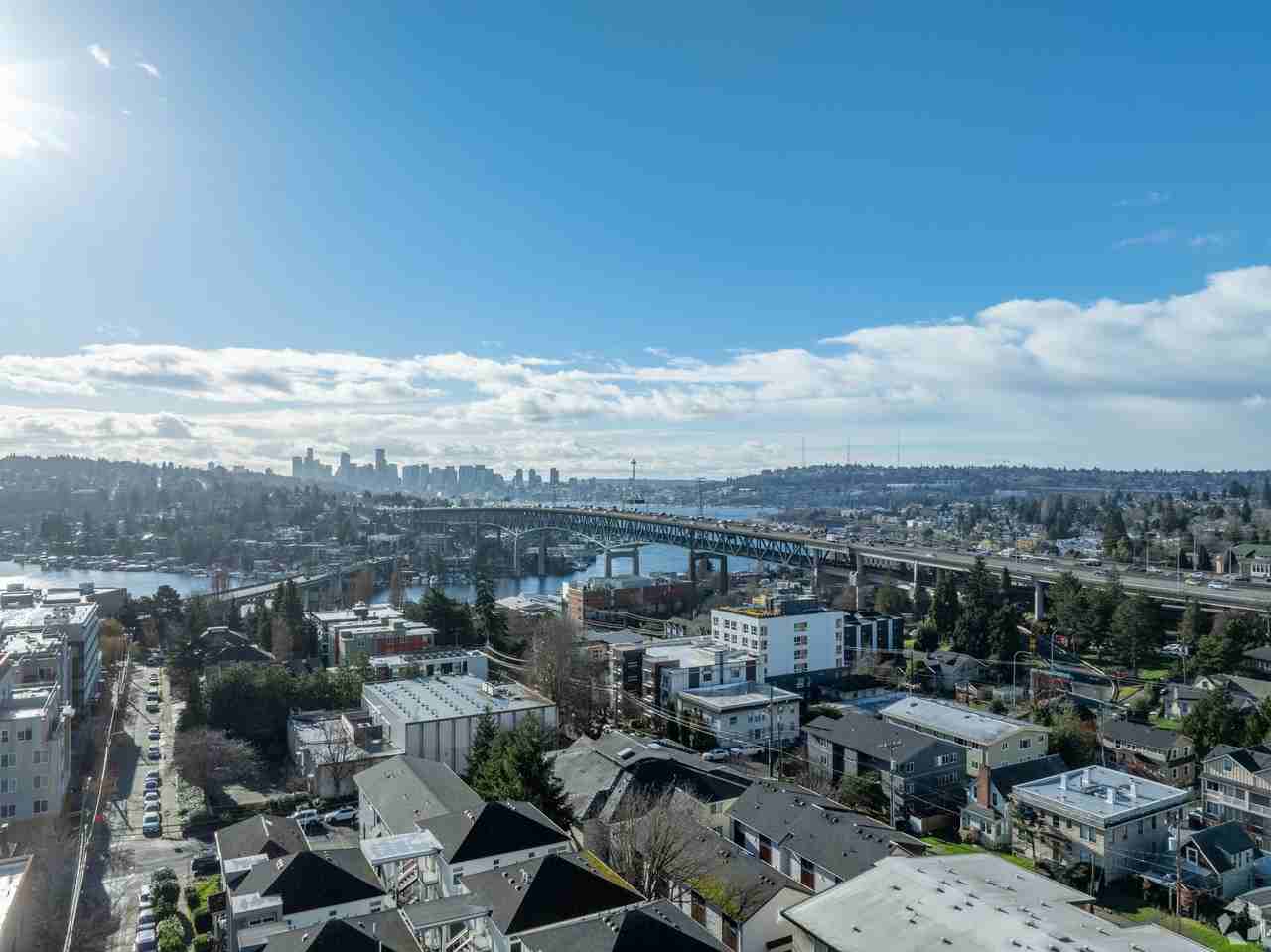 Campus Heights: Leasing Specials! U District Renovated Studios Now Available - Photo 6 of 50