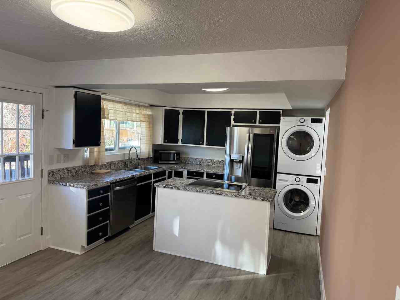 WA3309 - Photo 2 of 28