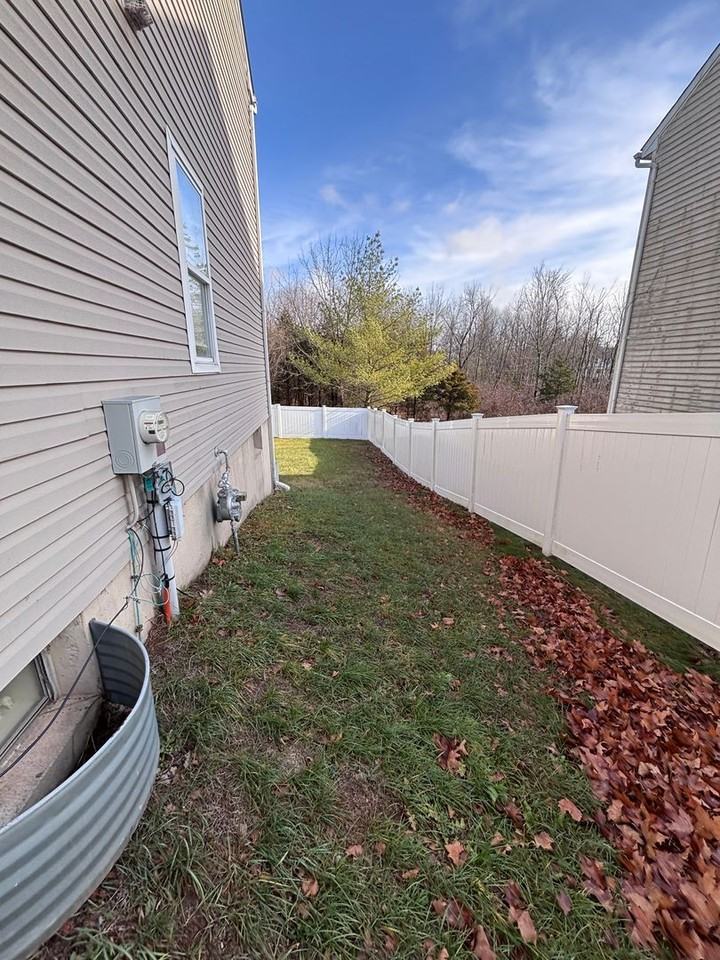 1151 Virginia Way - Photo 3 of 17