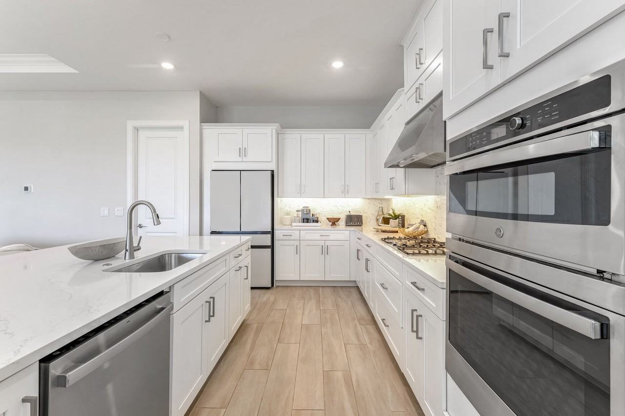 9796 Sw Santini Rd #NA - Photo 3 of 25