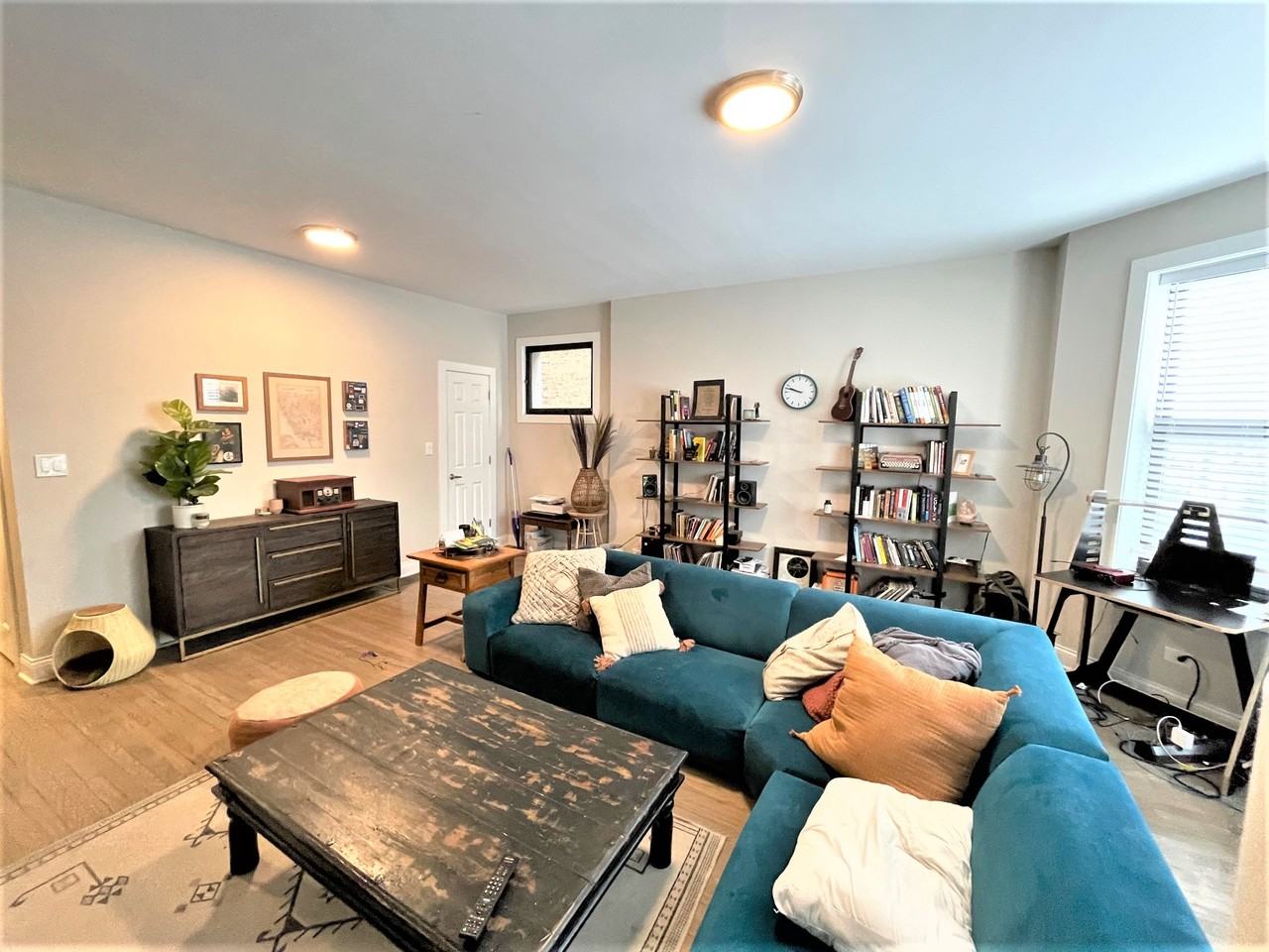 4435 N Paulina St #4435-1 - Photo 2 of 22