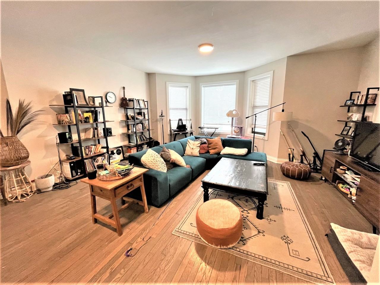 4435 N Paulina St #4435-1 - Photo 3 of 22