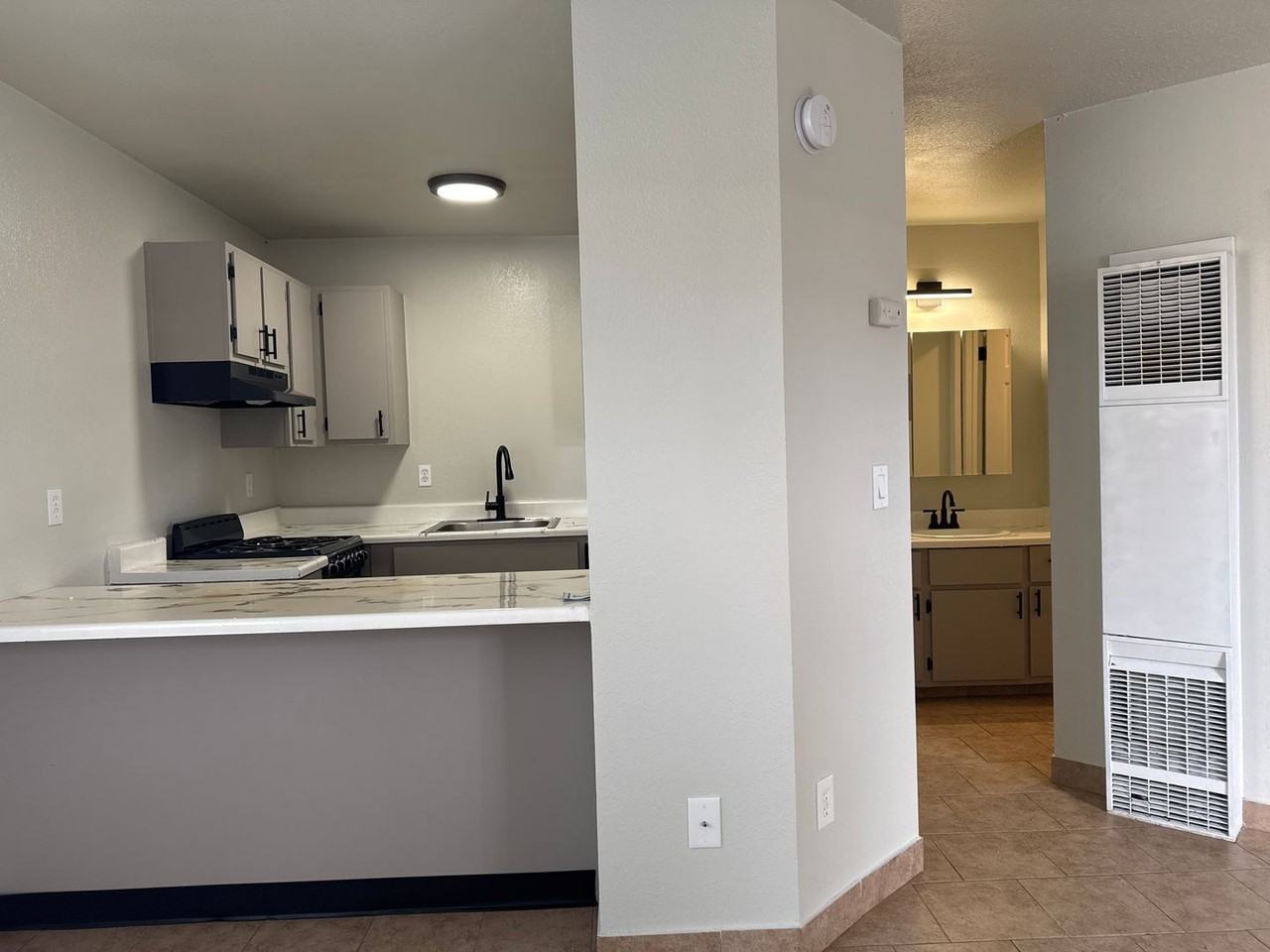 Grand Canyon Blvd 475-487 - Photo 3 of 17