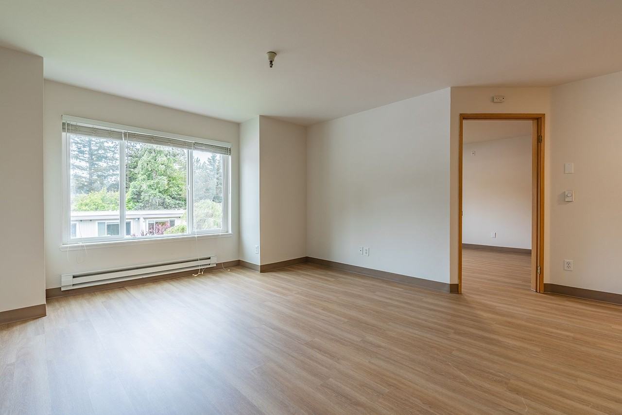 Crossroads Garden Apartments - Photo 3 of 50