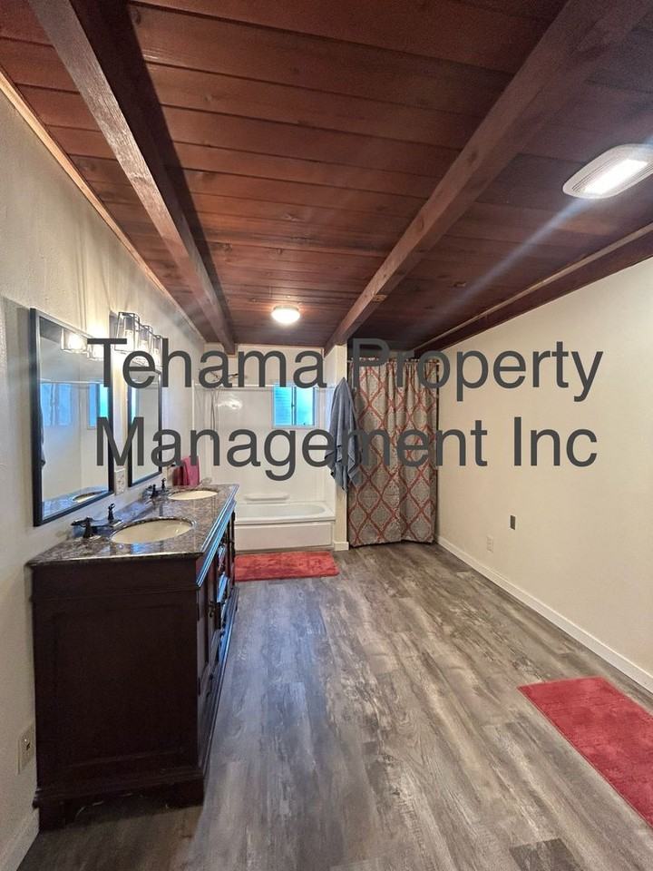 9209 Oat Ave - Photo 4 of 17