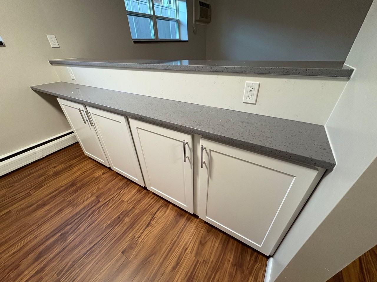 Mohawk Manor - Photo 5 of 21