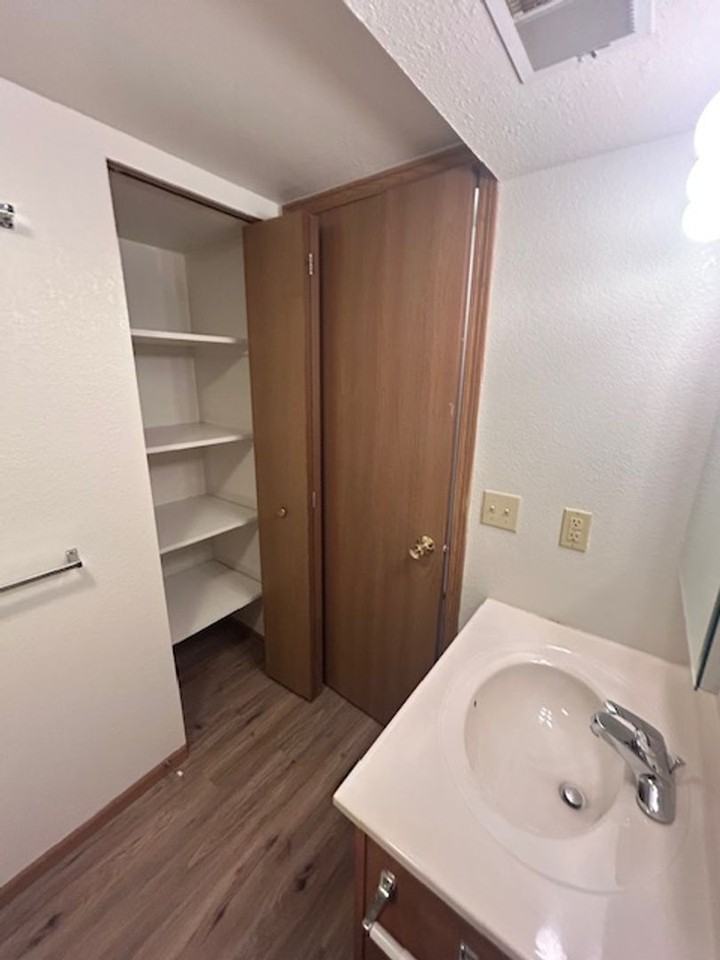 2209 Spansail Dr - Photo 5 of 16