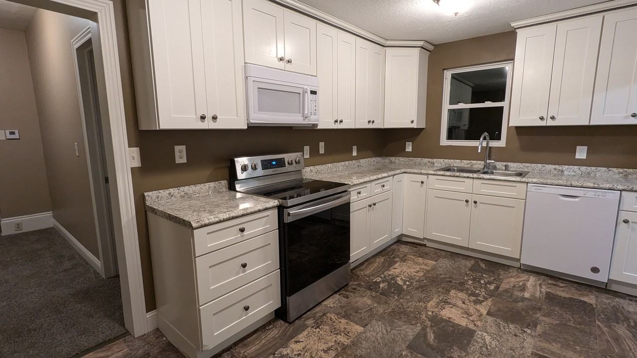 255 Whipple Ave Nw #A - Photo 5 of 28