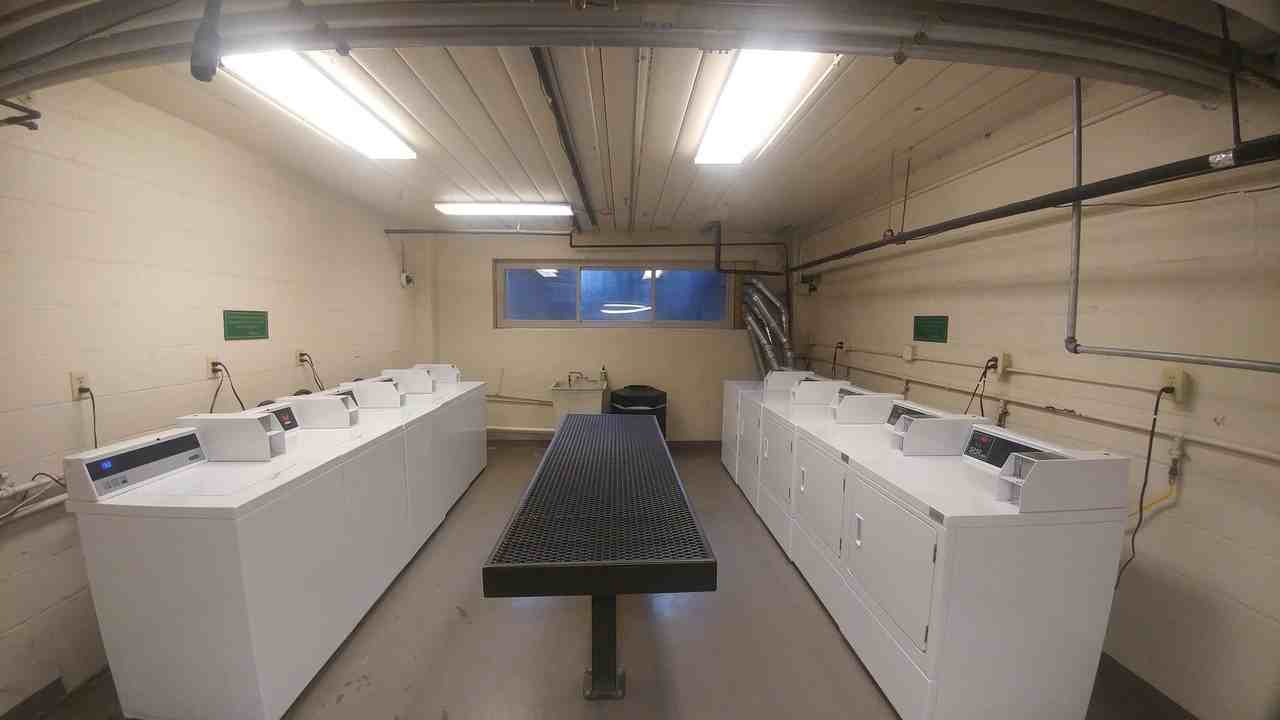 Westberry Highrise Apartments - Photo 6 of 6