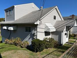 featured image of 3180 Mcroberts Rd