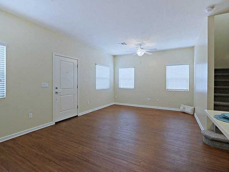 19955 N 51st Ave - Photo 6 of 23