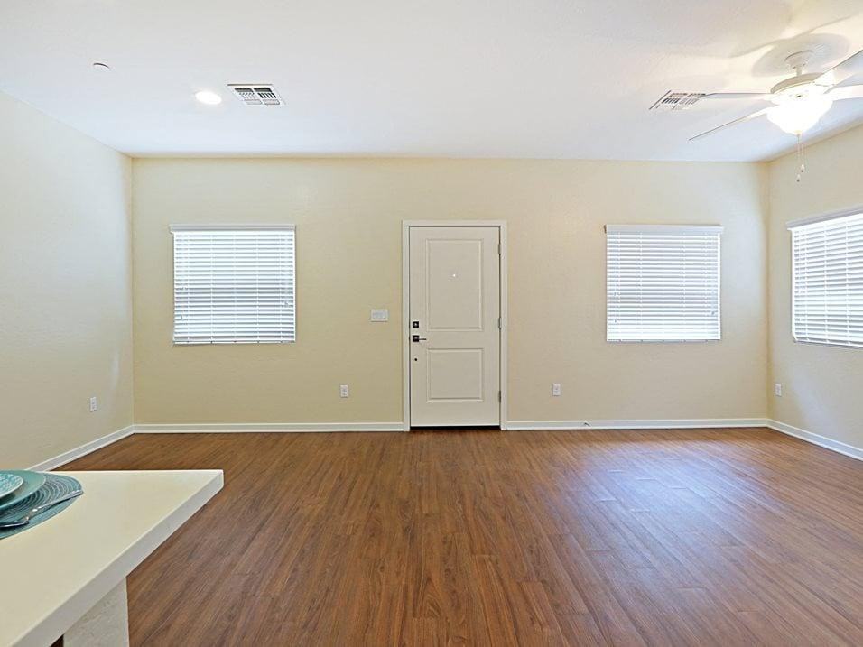 19955 N 51st Ave - Photo 7 of 23