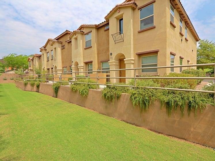 19955 N 51st Ave - Photo 5 of 23