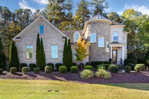 featured image of 2405 Trenton Park Ln